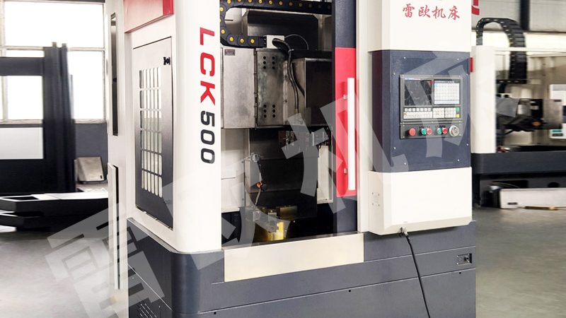 龙门加工中心加工模具：揭秘其报价背后的关键因素**
